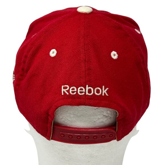 Detroit Red Wings Script Wool Hat Cap Red Reebok 6 Panel Snapback NHL Spell Out - Picture 3 of 9
